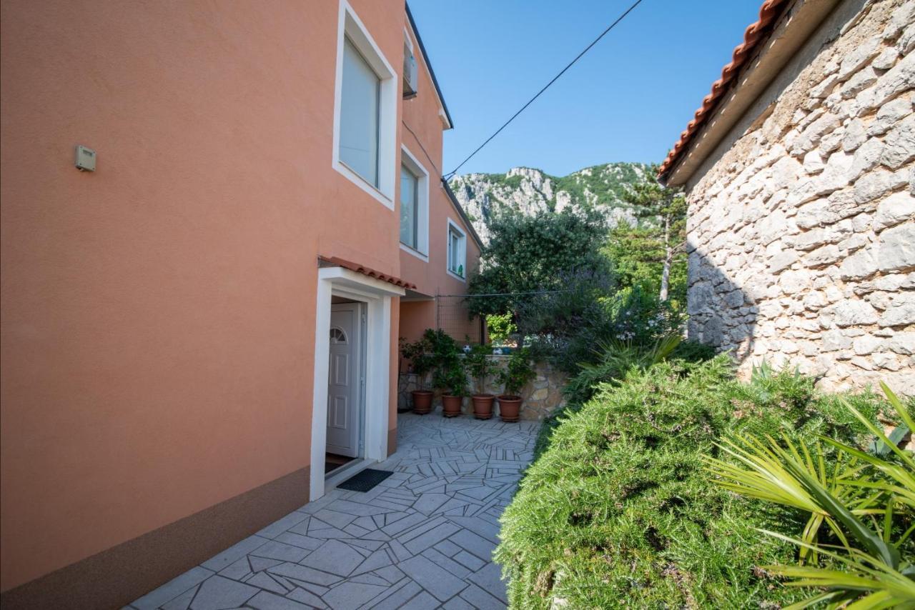 Apartman Sous Les Rochers Grizane-Belgrad Екстер'єр фото
