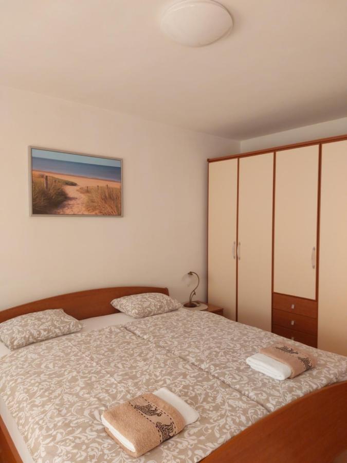 Apartman Sous Les Rochers Grizane-Belgrad Екстер'єр фото