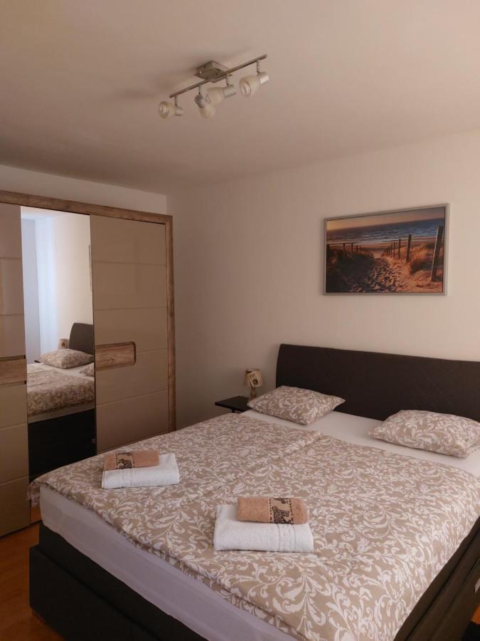 Apartman Sous Les Rochers Grizane-Belgrad Екстер'єр фото