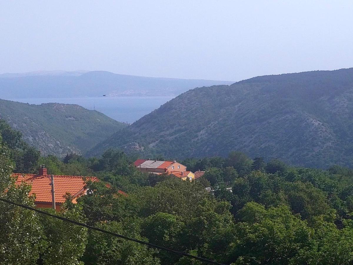 Apartman Sous Les Rochers Grizane-Belgrad Екстер'єр фото